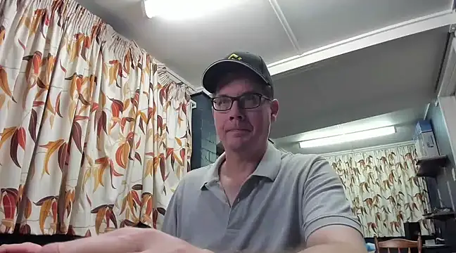 Snapshot of tilobinder chatting on March 3, 2025, 12:39 pm tilobinder online show from March 3, 2025, 12:39 pm