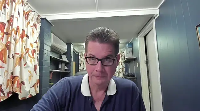 Snapshot of tilobinder chatting on December 20, 2024, 2:05 pm tilobinder online show from December 20, 2024, 2:05 pm