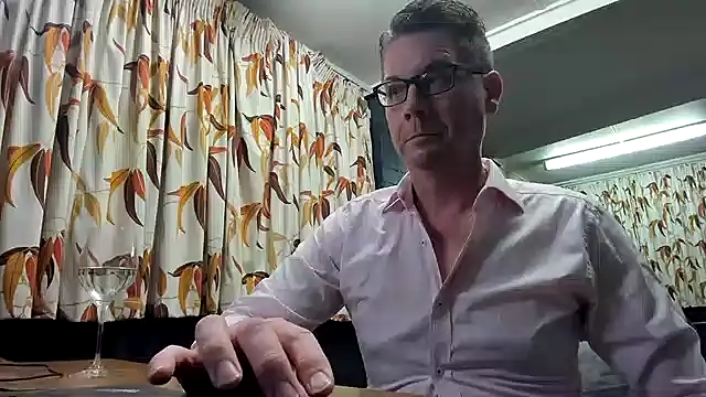 Snapshot of tilobinder chatting on December 14, 2024, 1:16 pm tilobinder online show from December 14, 2024, 1:16 pm