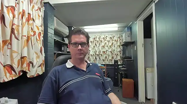 Snapshot of tilobinder chatting on December 3, 2024, 12:13 pm tilobinder online show from December 3, 2024, 12:13 pm