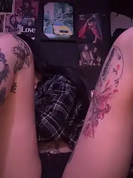 MissMidnightUK online show from February 5, 2026, 1:01 am