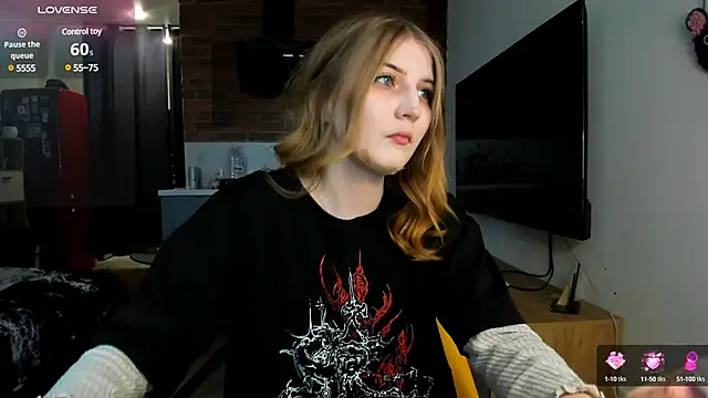 princessaalicc online show from February 20, 2025, 2:57 pm