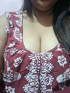 Snapshot of Hot-Anuska chatting on February 5, 2026, 6:15 pm Hot-Anuska online show from February 5, 2026, 6:15 pm