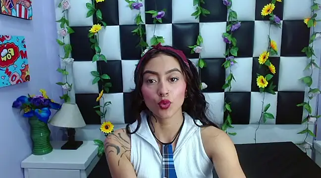 Snapshot of Miaa_Thopmson chatting on March 14, 2025, 3:58 pm Miaa Thopmson online show from March 14, 2025, 3:58 pm