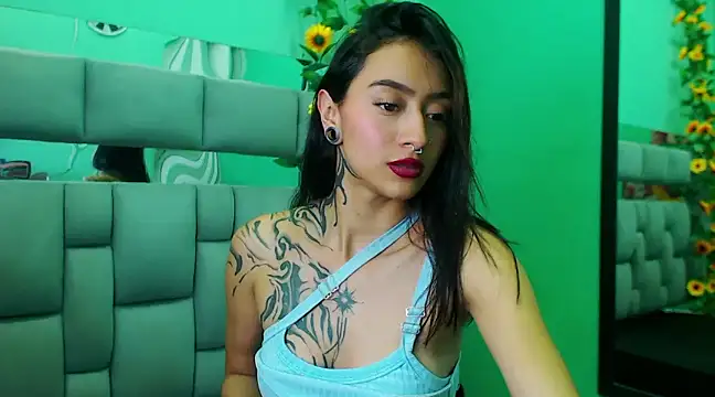 Snapshot of Miaa_Thopmson chatting on March 11, 2025, 10:31 pm Miaa Thopmson online show from March 11, 2025, 10:31 pm