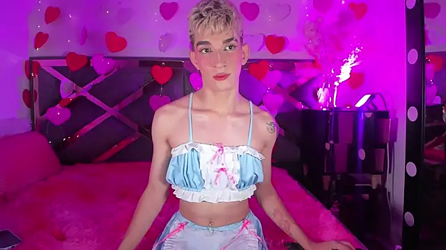 Snapshot of Cherry_zayden_ chatting on February 14, 2025, 1:02 am Cherry zayden online show from February 14, 2025, 1:02 am