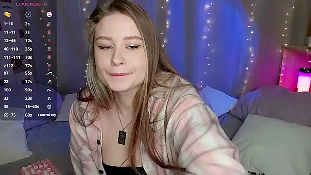 sophie  lee online show from February 21, 2026, 2:41 pm