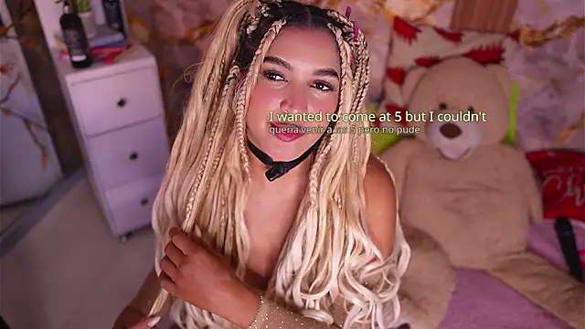 zoey-fox online show from February 15, 2026, 11:03 pm