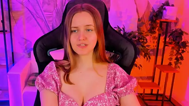 Snapshot of KellyPoter chatting on February 4, 2025, 6:17 pm KellyPoter online show from February 4, 2025, 6:17 pm