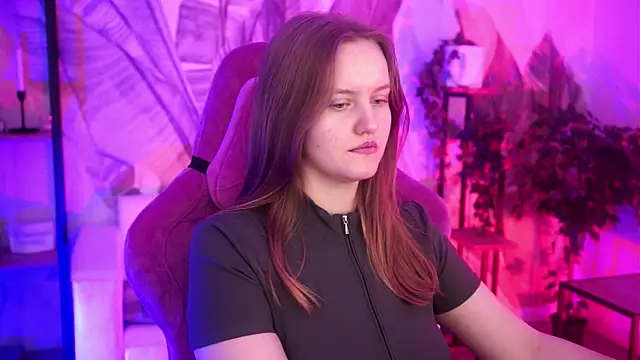 Snapshot of KellyPoter chatting on October 19, 2025, 8:28 am KellyPoter online show from October 19, 2025, 8:28 am