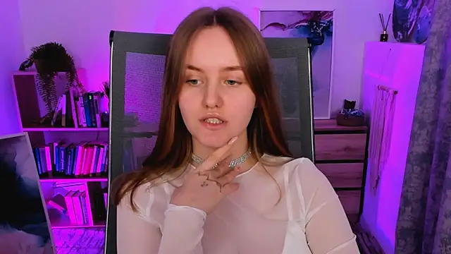 Snapshot of KellyPoter chatting on February 20, 2025, 12:47 pm KellyPoter online show from February 20, 2025, 12:47 pm