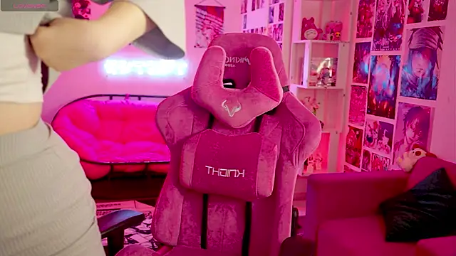 Snapshot of KellyPoter chatting on October 11, 2025, 9:43 am KellyPoter online show from October 11, 2025, 9:43 am