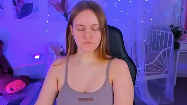 Snapshot of KellyPoter chatting on February 11, 2025, 2:35 pm KellyPoter online show from February 11, 2025, 2:35 pm