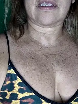 Kasandra Ho online show from September 29, 2025, 6:53 am