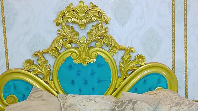 LucyLeah online show from April 22, 2026, 12:56 pm