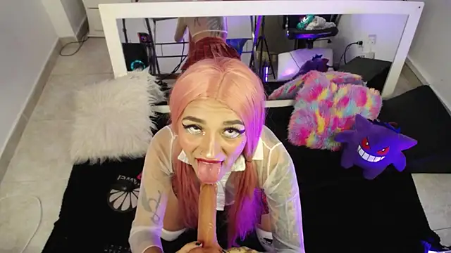 Snapshot of amelierouss chatting on February 6, 2025, 4:14 pm amelierouss online show from February 6, 2025, 4:14 pm