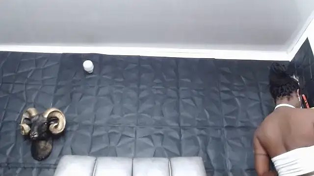 Hanna Fox 69 online show from March 3, 2026, 10:00 am