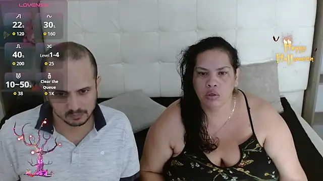 Candy and Jh0n online show from October 23, 2025, 4:11 am