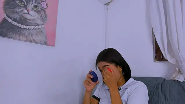 Fernanda brown18 online show from October 4, 2025, 7:26 pm