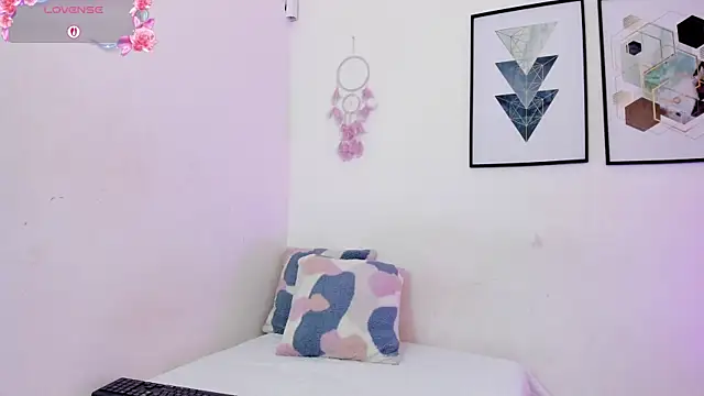 Abriil7 online show from November 23, 2025, 3:16 am