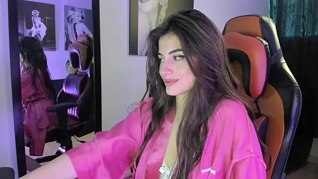 Snapshot of Megga_Bluee chatting on February 1, 2025, 10:12 pm Megga Bluee online show from February 1, 2025, 10:12 pm