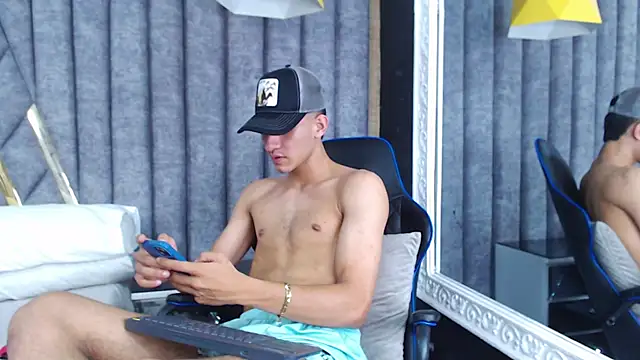 Snapshot of JakeMoxley chatting on March 18, 2025, 8:59 pm JakeMoxley online show from March 18, 2025, 8:59 pm