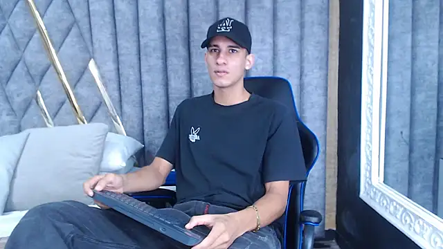 Snapshot of JakeMoxley chatting on March 16, 2025, 1:38 pm JakeMoxley online show from March 16, 2025, 1:38 pm