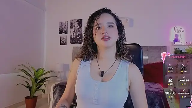 Snapshot of emilyrouxe chatting on July 13, 2026, 3:44 pm emilyrouxe online show from July 13, 2026, 3:44 pm