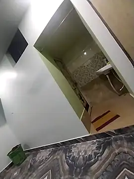 sudhastriper online show from October 13, 2025, 6:53 pm