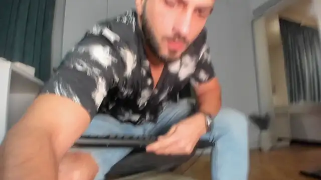 welcometo hell online show from October 3, 2025, 8:32 pm