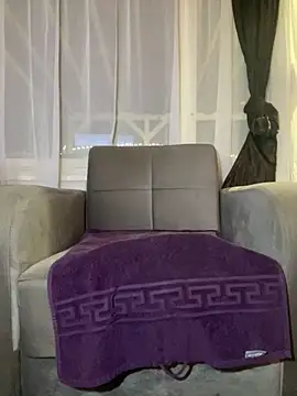 Snapshot of Haariglang chatting on November 19, 2025, 5:40 am Haariglang online show from November 19, 2025, 5:40 am