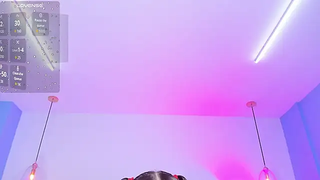 AbyCooper online show from September 10, 2025, 2:16 pm