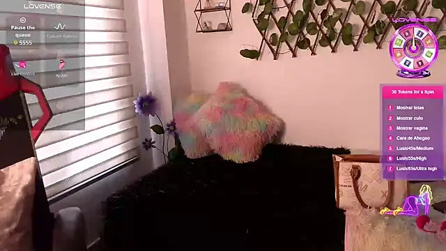 EmberEyes 999 online show from November 4, 2025, 8:34 pm