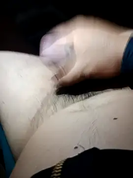 Snapshot of Edipaca chatting on December 17, 2025, 3:11 am Edipaca online show from December 17, 2025, 3:11 am