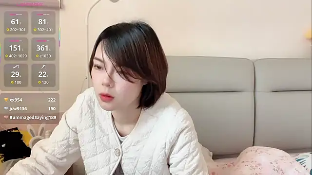 Linda-LL online show from February 17, 2026, 4:32 am