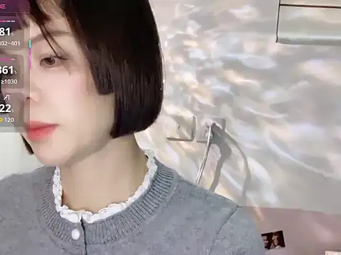 Linda-LL online show from October 23, 2025, 12:04 pm