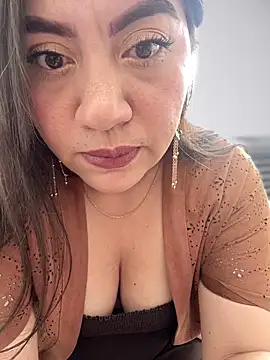 Snapshot of Iam__Cristal chatting on September 24, 2025, 9:21 pm Iam Cristal online show from September 24, 2025, 9:21 pm