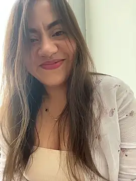 Snapshot of Iam__Cristal chatting on June 22, 2026, 10:29 pm Iam Cristal online show from June 22, 2026, 10:29 pm