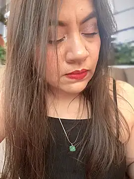 Snapshot of Iam__Cristal chatting on November 19, 2025, 9:48 pm Iam Cristal online show from November 19, 2025, 9:48 pm