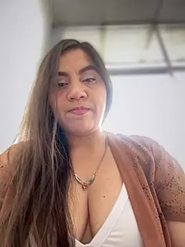 Snapshot of Iam__Cristal chatting on September 17, 2025, 9:06 pm Iam Cristal online show from September 17, 2025, 9:06 pm