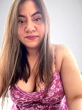 Snapshot of Iam__Cristal chatting on October 6, 2025, 9:48 pm Iam Cristal online show from October 6, 2025, 9:48 pm