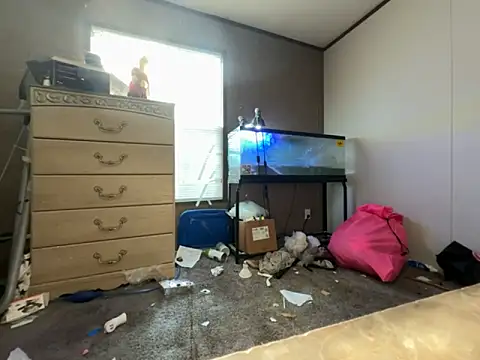 Snapshot of IvanaPlenty chatting on September 11, 2025, 1:55 pm IvanaPlenty online show from September 11, 2025, 1:55 pm