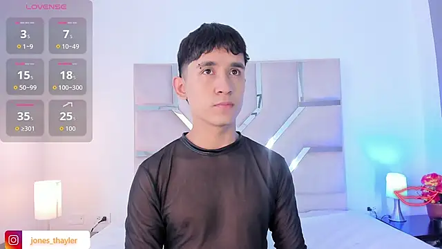 Thayler jones online show from April 17, 2026, 11:13 am