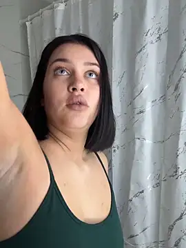 KikiWatson online show from February 6, 2026, 7:59 am