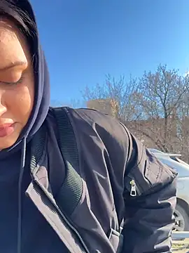 KikiWatson online show from February 12, 2026, 7:52 am