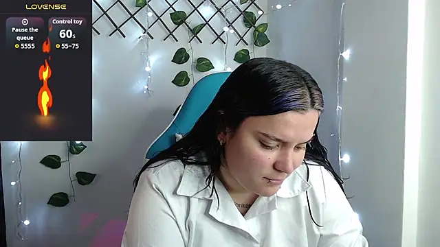 Nika 1  online show from February 15, 2026, 10:41 pm