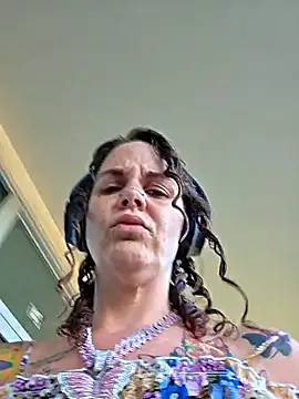 Snapshot of thatonespicychick chatting on September 27, 2025, 2:23 pm thatonespicychick online show from September 27, 2025, 2:23 pm