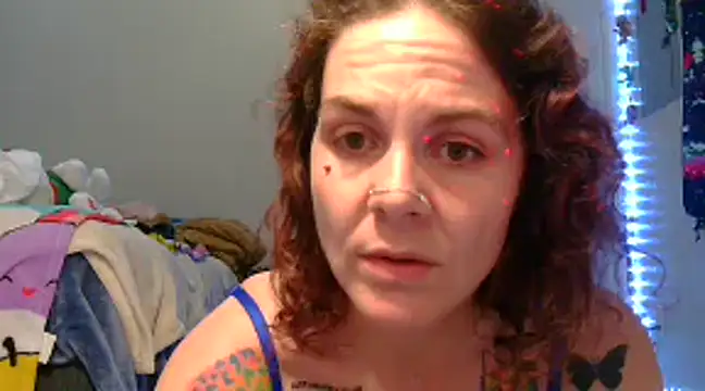 Snapshot of thatonespicychick chatting on February 4, 2025, 3:54 am thatonespicychick online show from February 4, 2025, 3:54 am
