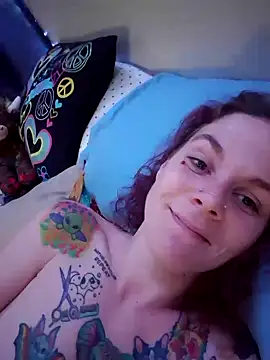Snapshot of thatonespicychick chatting on January 6, 2025, 9:08 am thatonespicychick online show from January 6, 2025, 9:08 am