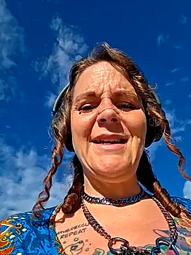 Snapshot of thatonespicychick chatting on September 21, 2025, 2:22 pm thatonespicychick online show from September 21, 2025, 2:22 pm